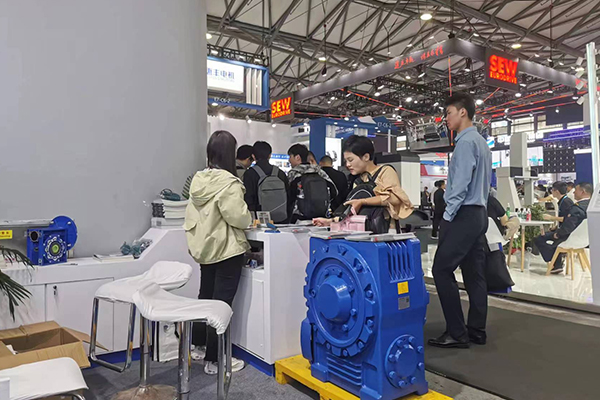 Převodovky SGR na PTC Asia2023